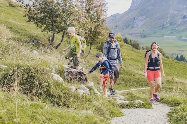 Randonnée en famille au lac de Lessy au Grand Bornand